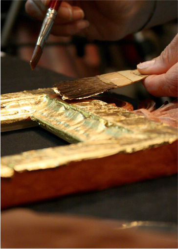 手工(gōng)貼金(jīn)箔