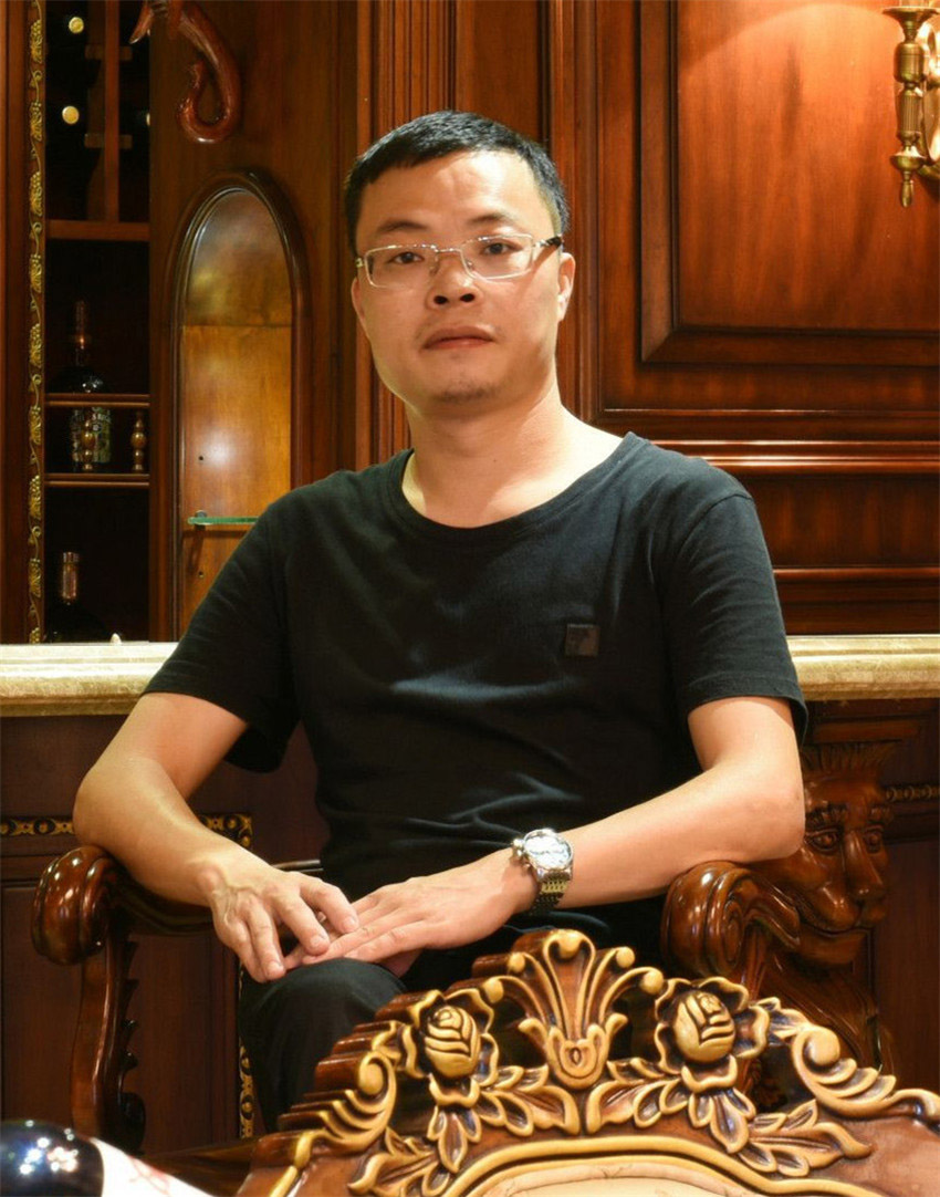 走進木(mù)斯特 |體(tǐ)驗尊崇負離(lí)子(zǐ)原木(mù)定制(zhì)生(shēng)活